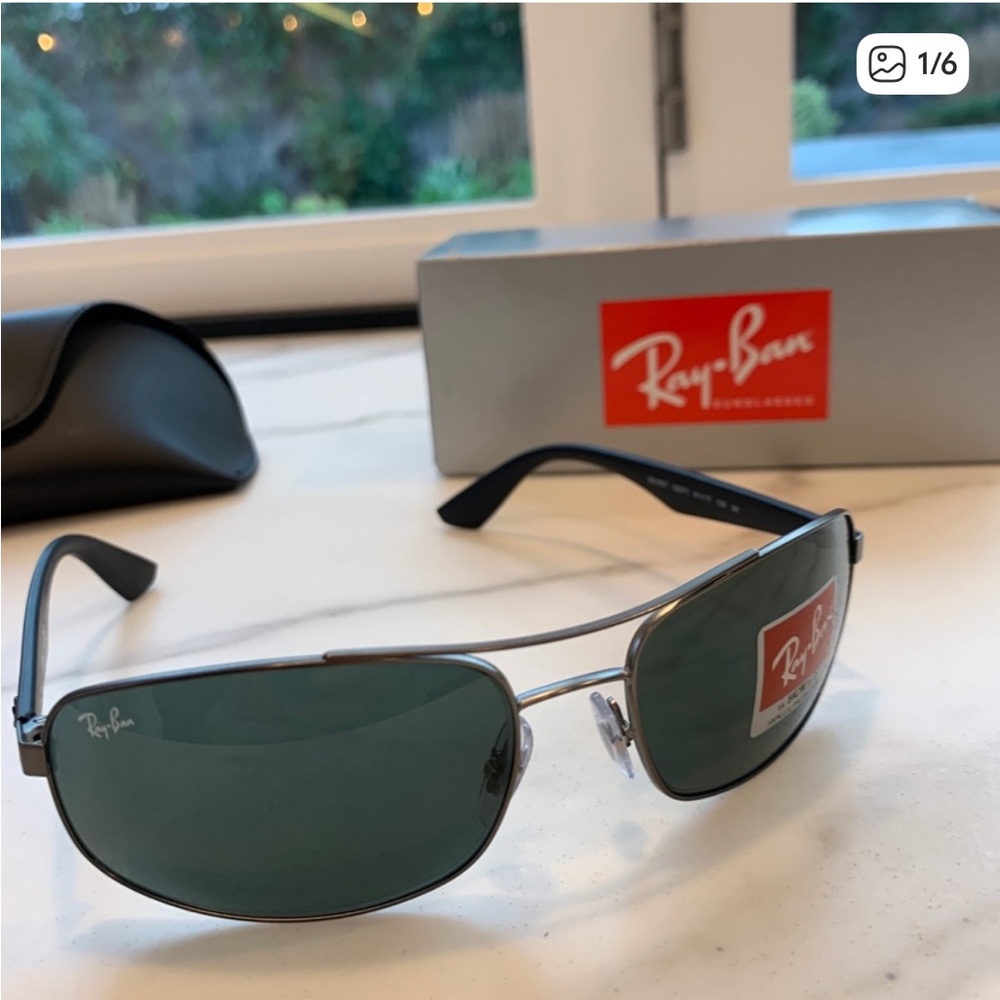 Ray-Ban Matte Gunmetal Sunglasses with Dark Green Lenses